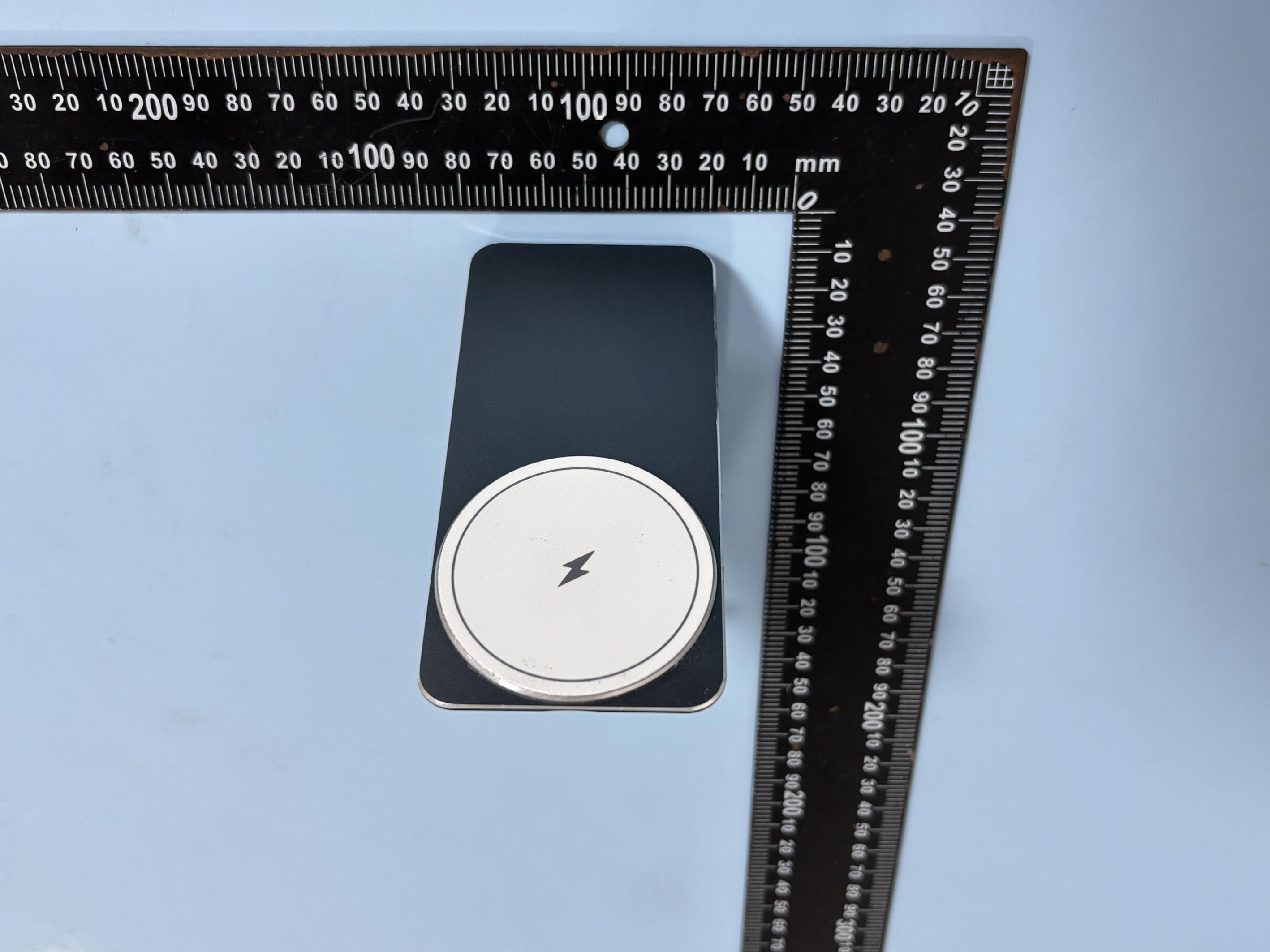 3 IN 1 WIRELESS CHARGER - FCC ID 2AXEX-C6 - Shenzhen Lidian Technology Co. Ltd (3)