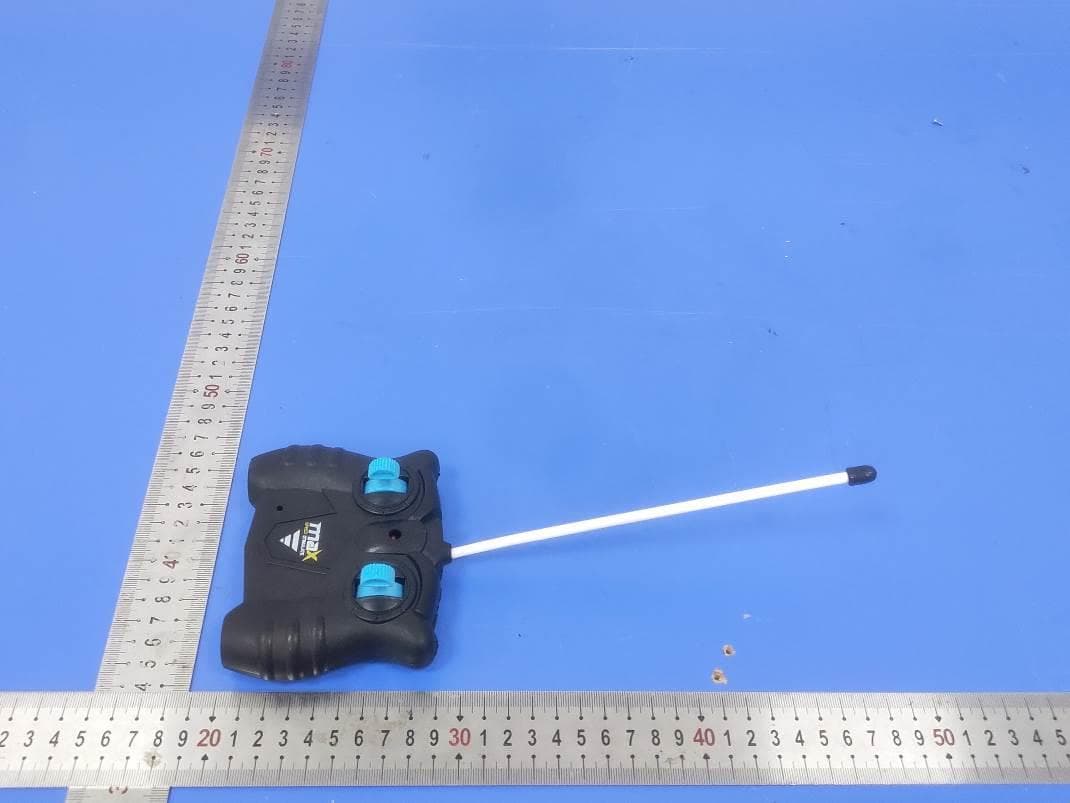 REMOTE CONTROL STUNT CAR - FCC ID 2AXF7-9810 - SHAN TOU CHENGHAI HAIZHI SEN TOYS FACTORY (4)