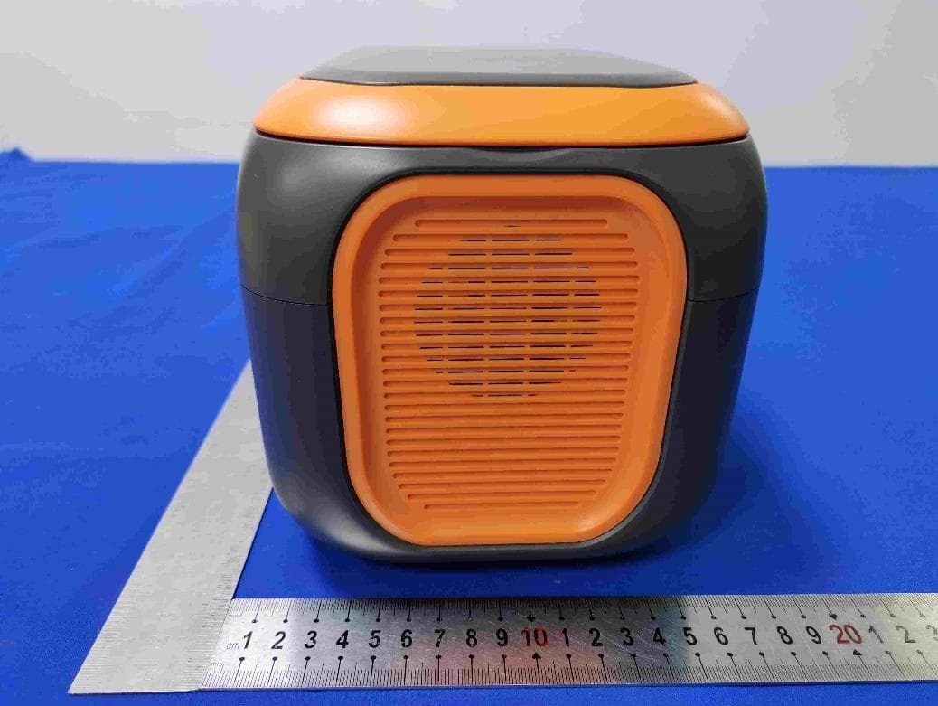 Portable power station - FCC ID 2AXFP-VICKER350S - Hengke Energy (GuangDong) Co. Ltd (2)