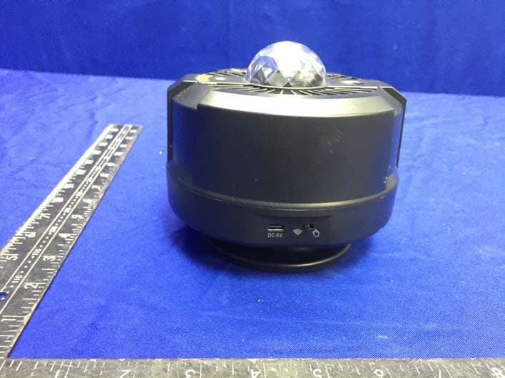 Wi-Fi Sky Moon Light - FCC ID 2AXGNSKE-YQ-Y07 - Shenzhen Skoe Technology Co., Ltd. (2)