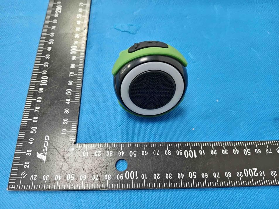 Wearable Wristband Speaker - FCC ID 2AXGO-ZY09 - Dongguan Lezun Technology Co., Ltd