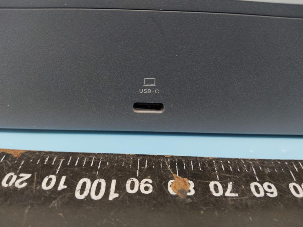 AI speakerphone - FCC ID 2AXGWH1L1 - Shenzhen Sugr Technology Co.,LTD (2)