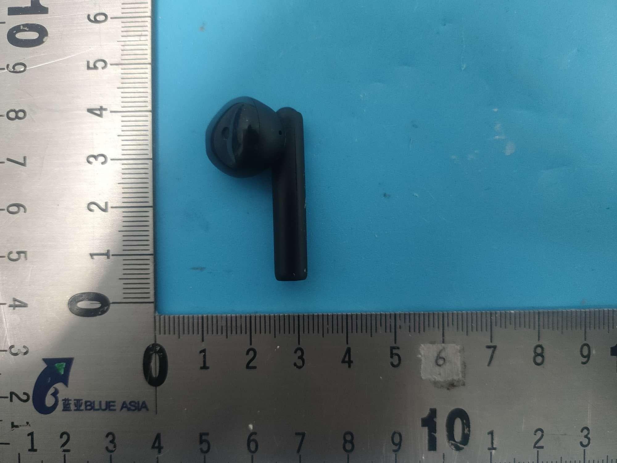 True wireless earbuds - FCC ID 2AXI9IT108 - Shenzhen RB-LINK Intelligent Technology Co., Ltd (3)
