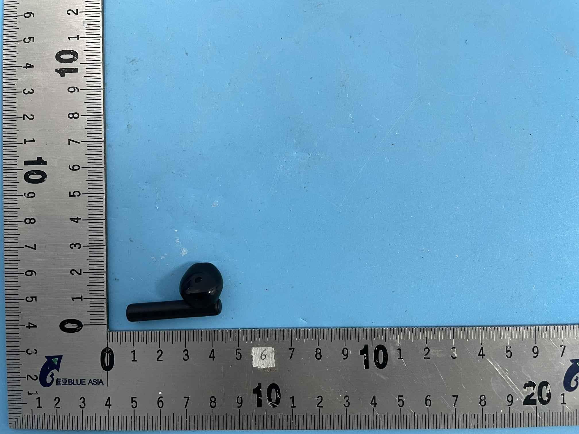 True wireless earbuds - FCC ID 2AXI9S18 - Shenzhen RB-LINK Intelligent Technology Co., Ltd