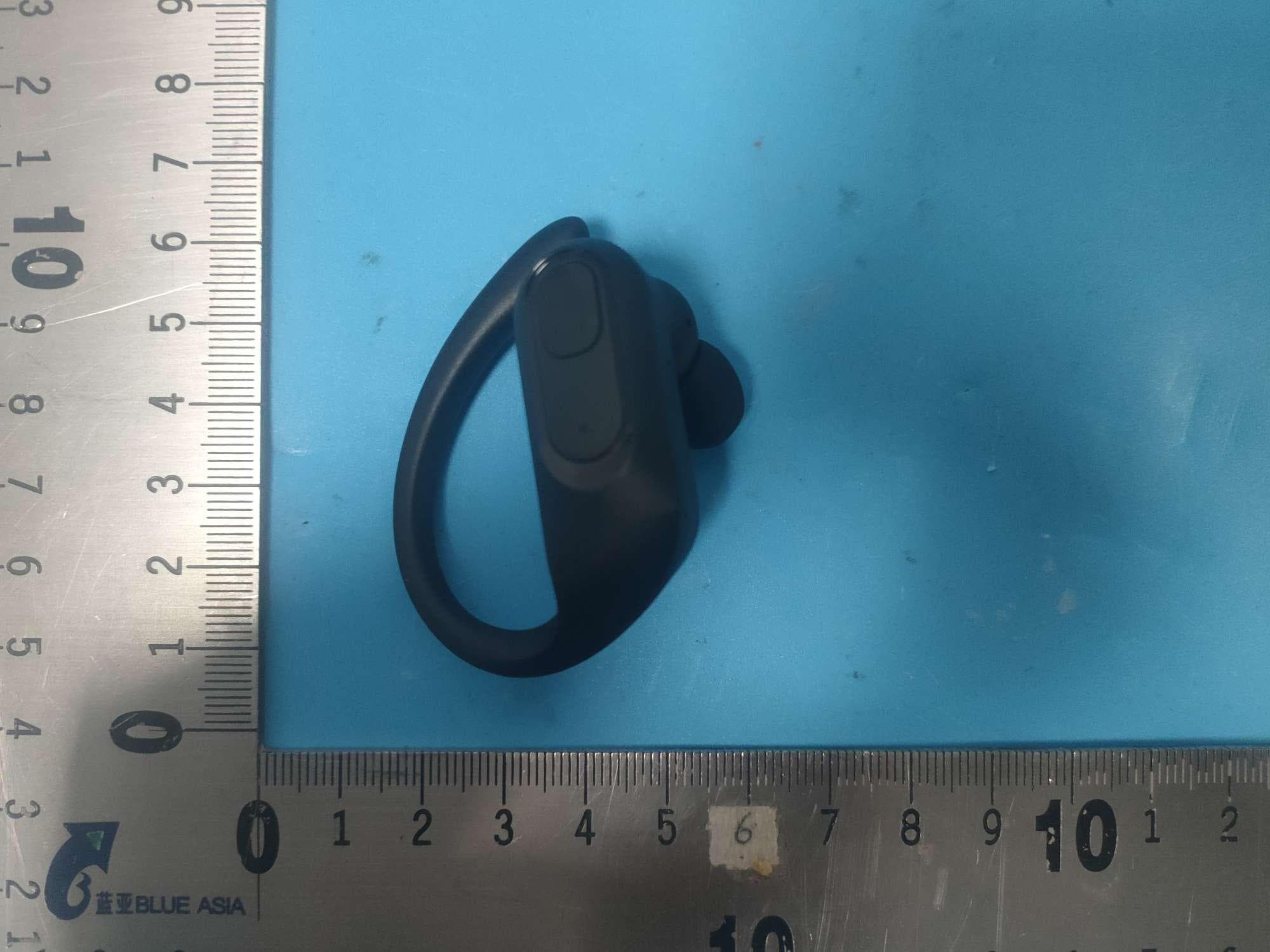 True wireless earbuds - FCC ID 2AXI9T9 - Shenzhen RB-LINK Intelligent Technology Co., Ltd (4)