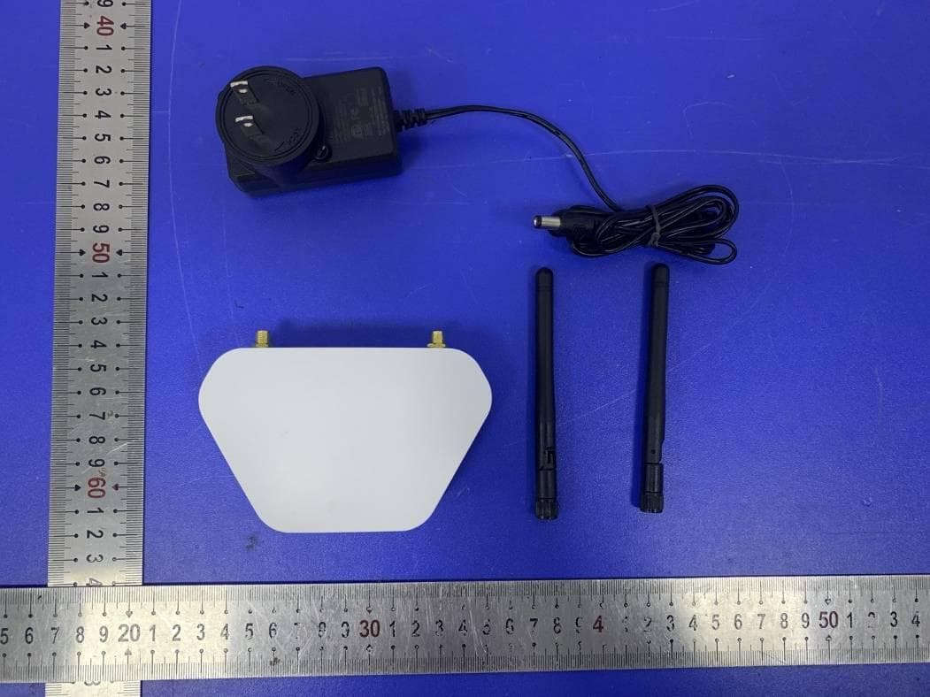 Butler - FCC ID 2AXIT-VN-BTLR-01 - Adversign Media GmbH (2)