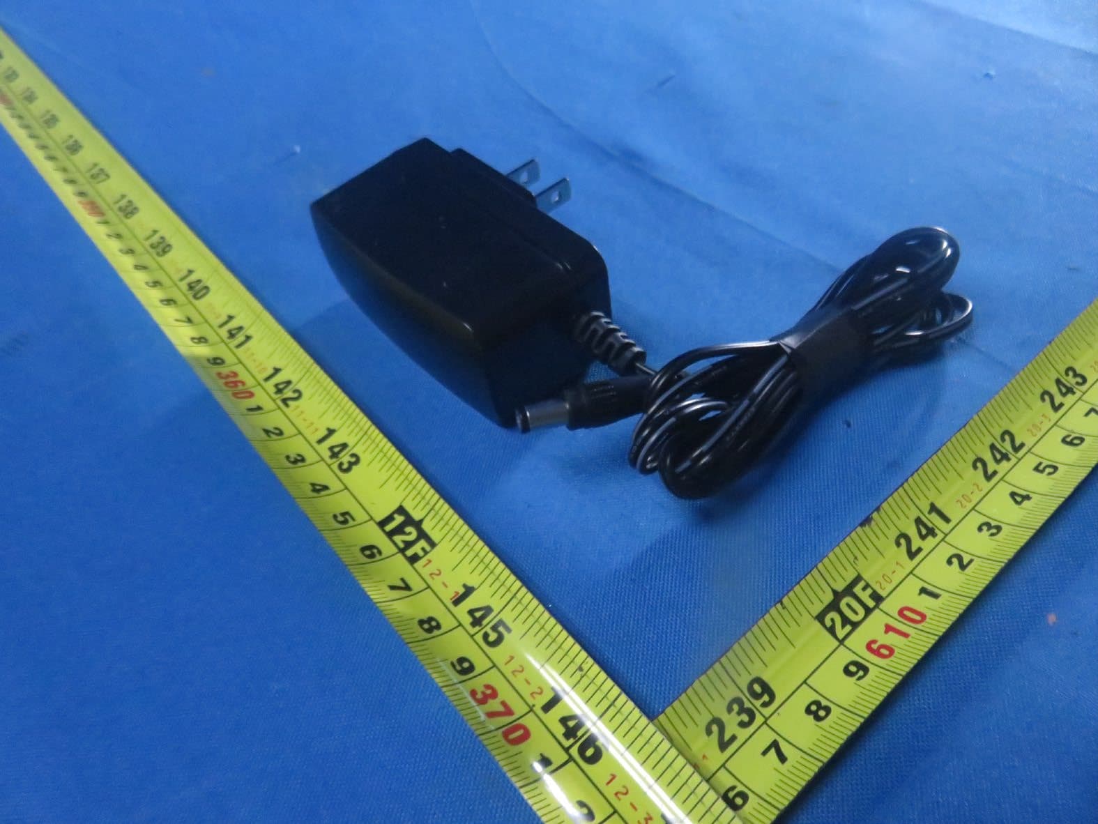 AX1800 Ceiling Mount Wi-Fi 6 Access Point - FCC ID 2AXJ4EAP620HDV2 - TP-Link Corporation Limited (3)