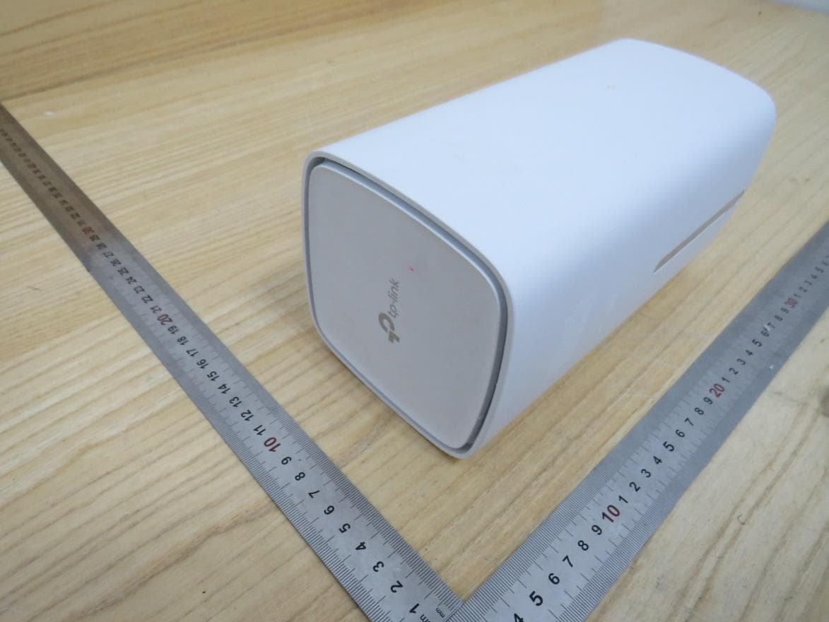 AXE7800 Tri-Band Wi-Fi 6E Router - FCC ID 2AXJ4EX920 - TP-Link Corporation Limited (4)