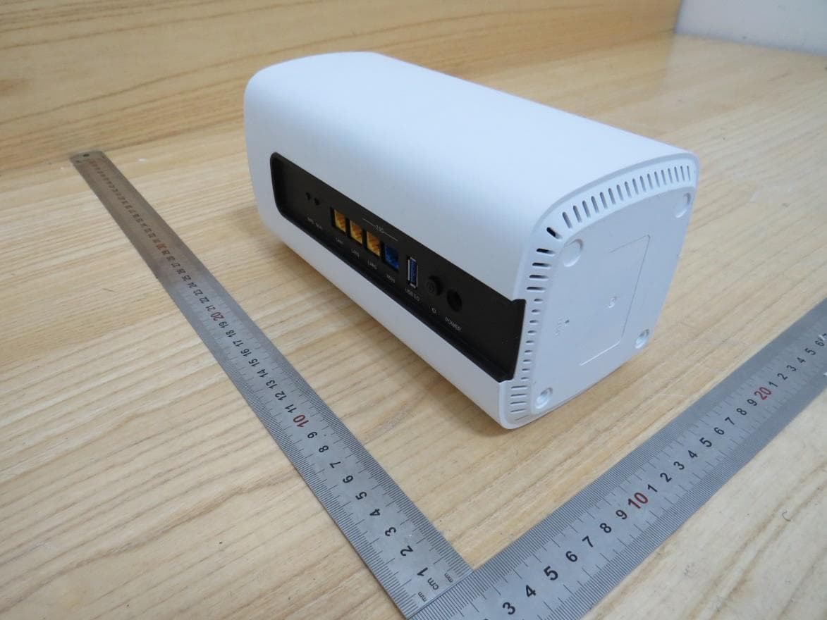 AXE7800 Tri-Band Wi-Fi 6E Router - FCC ID 2AXJ4EX920 - TP-Link Corporation Limited (2)