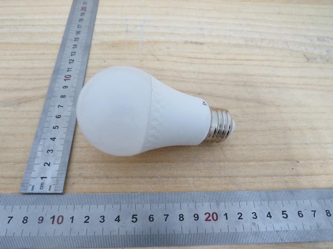 Tapo Smart Wi-Fi Light Bulb, Multicolor - FCC ID 2AXJ4L535 - TP-Link Corporation Limited (2)