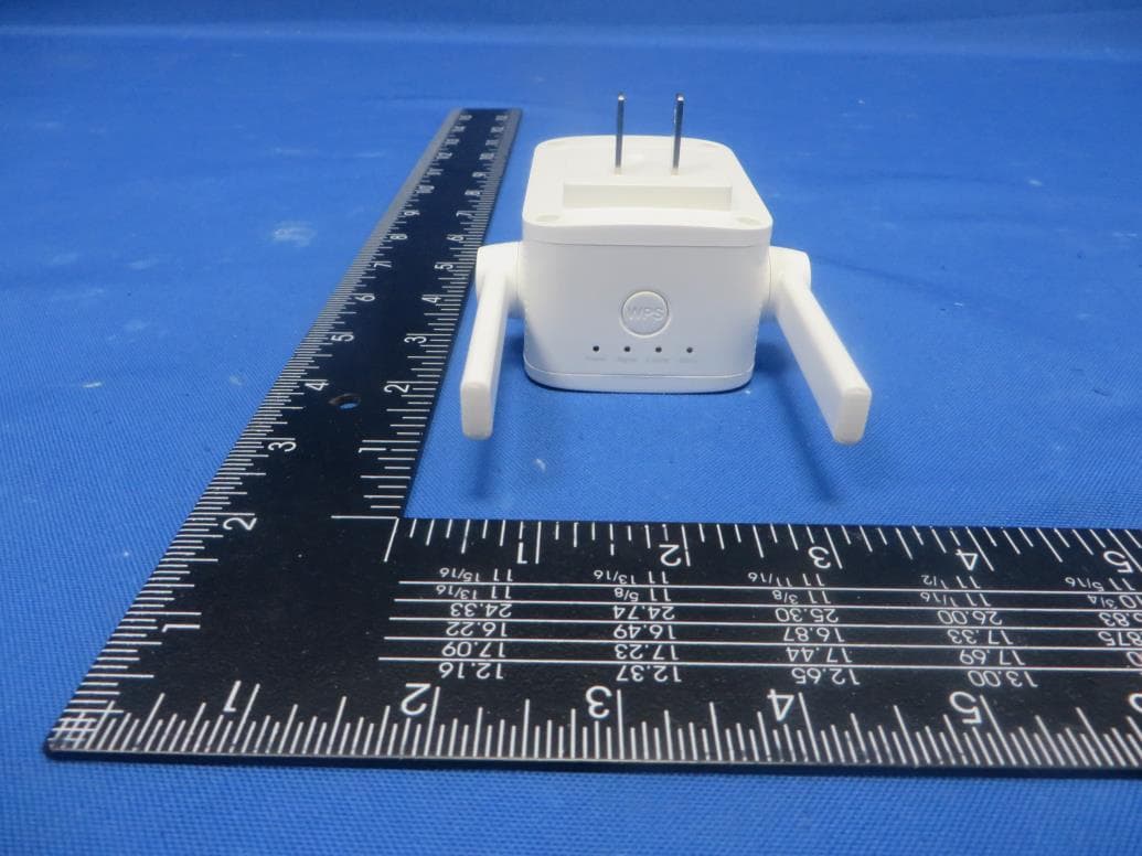 AC1200 Wi-Fi Range Extender - FCC ID 2AXJ4RE305V4 - TP-Link Corporation Limited (3)