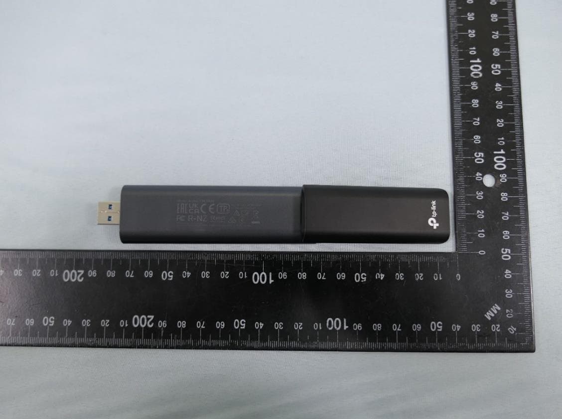 AXE5400 Wi-Fi 6E High Gain Wireless USB Adapter - FCC ID 2AXJ4TXE70UH - TP-Link Corporation Limited (4)