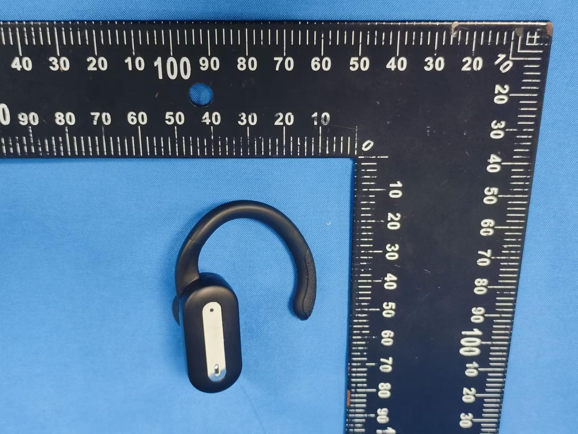 Bluetooth Headset - FCC ID 2AXK8-SP36 - Dongguan Baolifeng Electronic Technology Co., Ltd