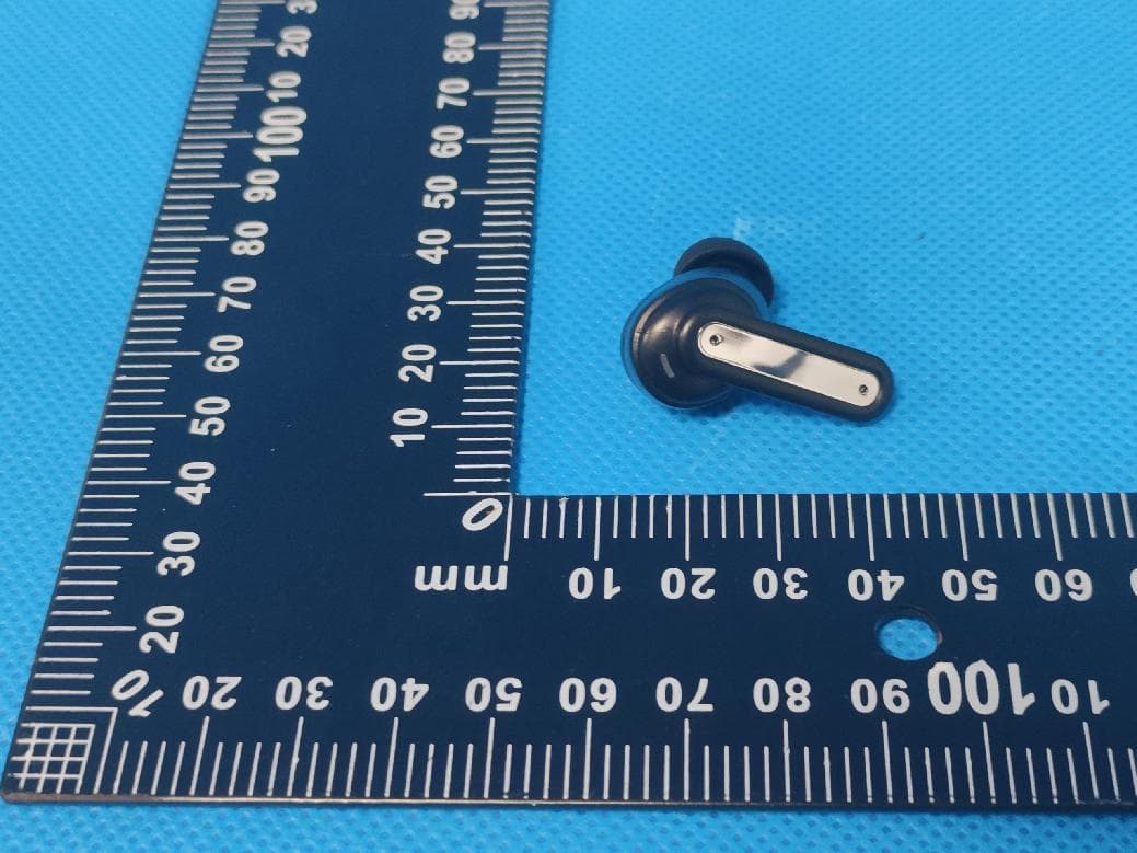 Bluetooth Headset - FCC ID 2AXK8-SP99 - Dongguan Baolifeng Electronic Technology Co., Ltd (4)