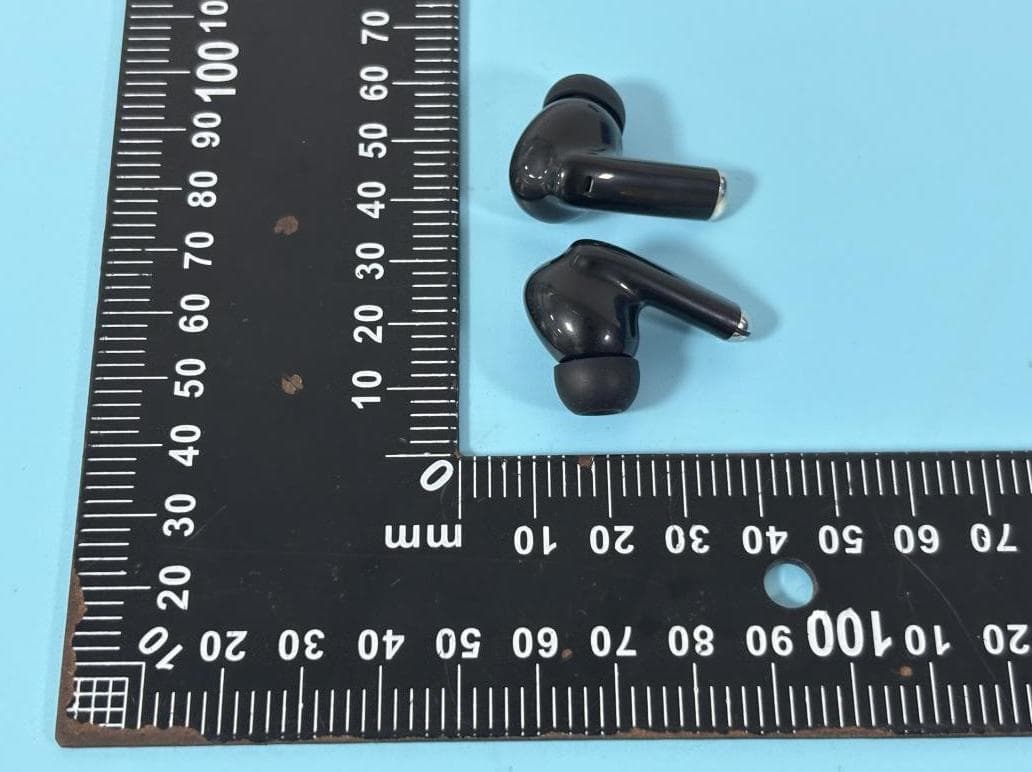 Wireless Earbuds - FCC ID 2AXK8-X502 - Dongguan Baolifeng Electronic Technology Co., Ltd (2)