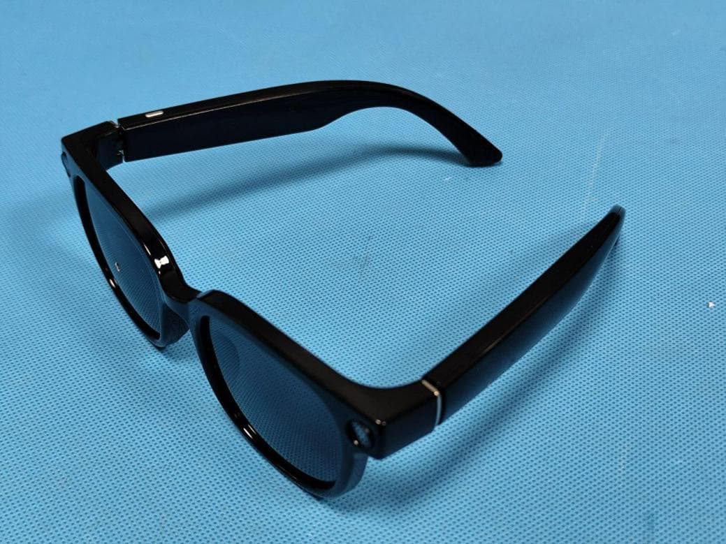 Smart Glasses - FCC ID 2AXKW-AG66 - SHENZHEN LINWEAR INNOVATION TECHNOLOGY CO.,LTD. (4)