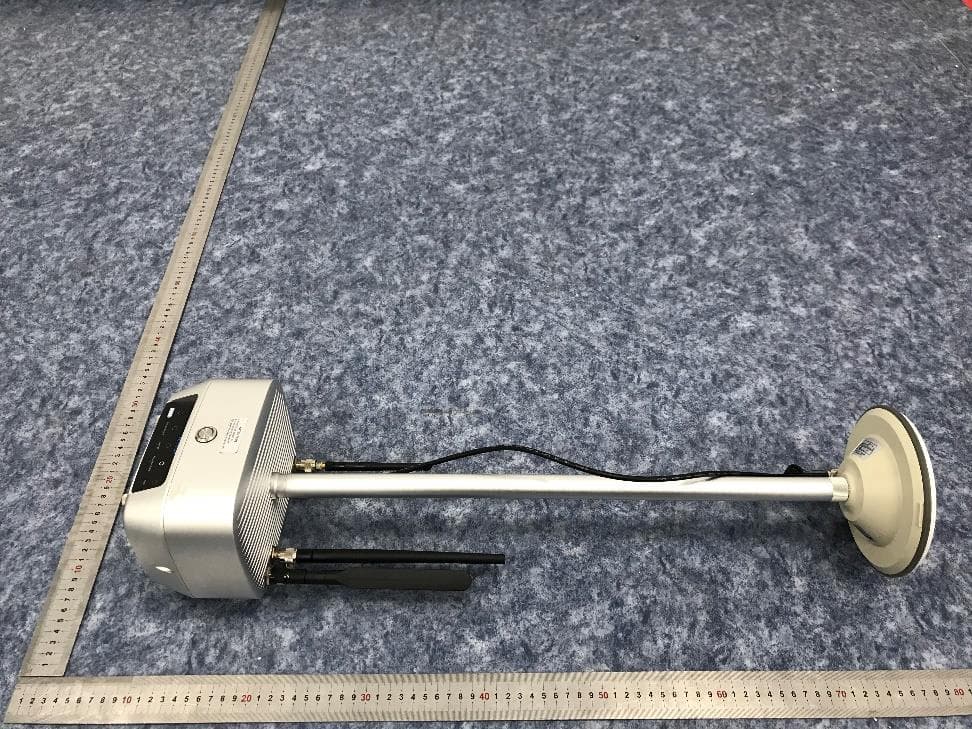 EAVision RTK Base Station - FCC ID 2AXLB-EAVBAS20 - Suzhou EAVision Robotic Technologies Co., Ltd.
