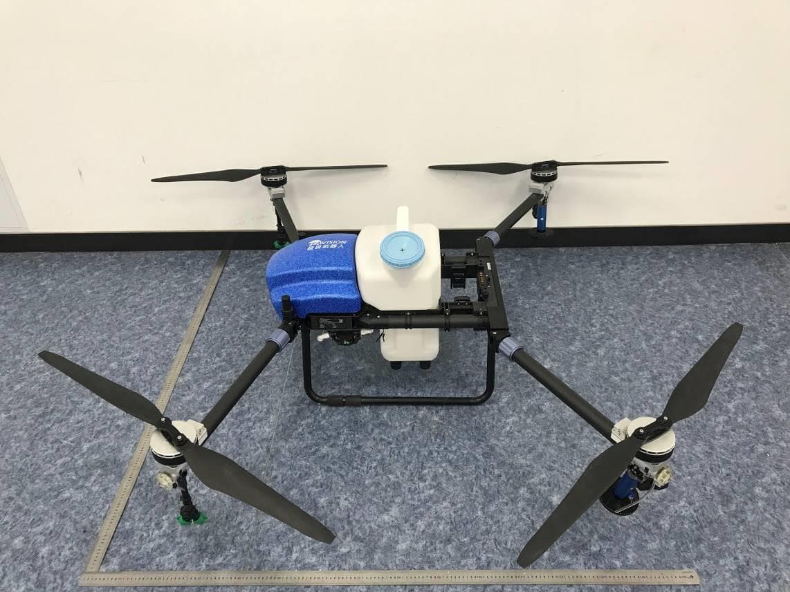 EAVision Agricultural Automatic Sprayer - FCC ID 2AXLBEA20XE - Suzhou EAVision Robotic Technologies Co., Ltd. (2)