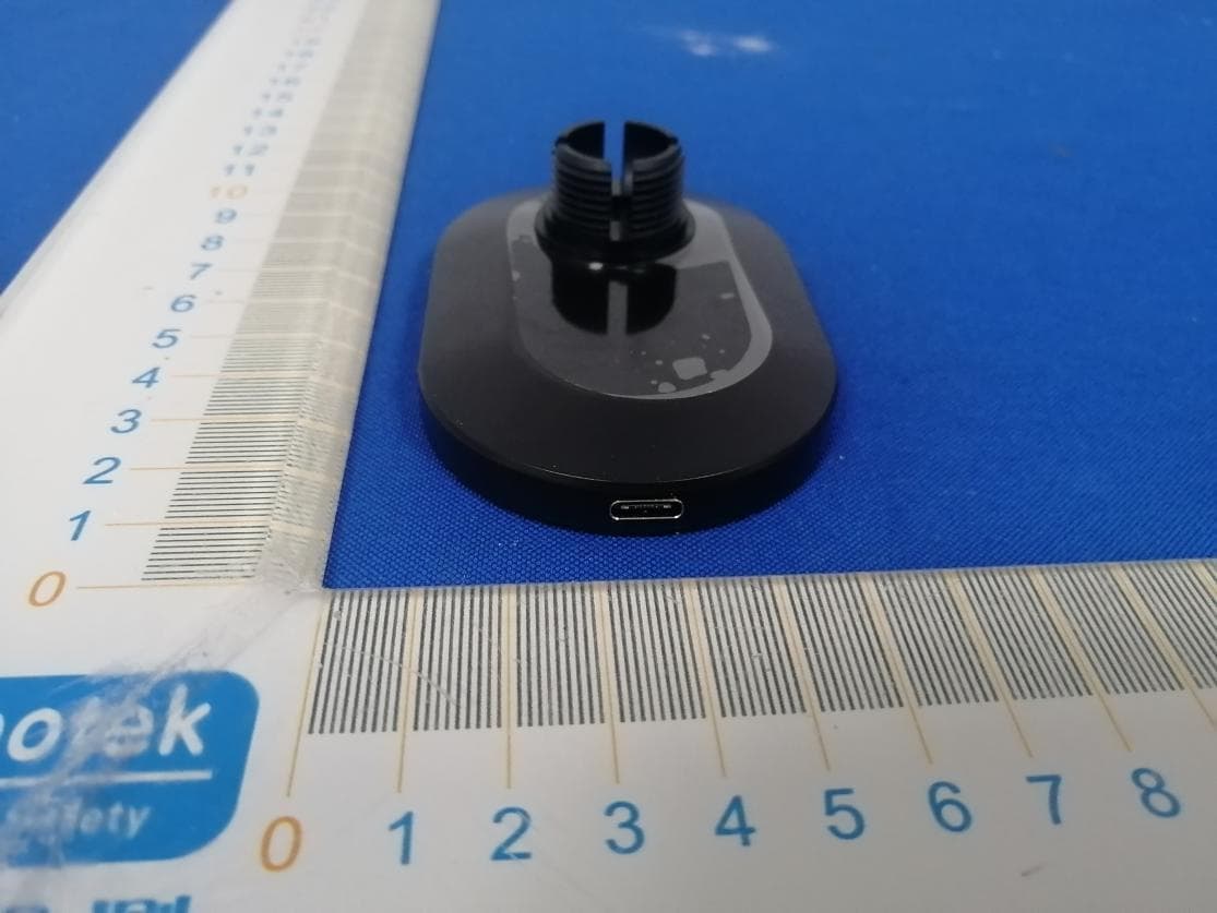 Magnetic Wireless Car Charger - FCC ID 2AXMG-X7 - Shenzhen Three Bees E-Commerce Co., Ltd. (2)