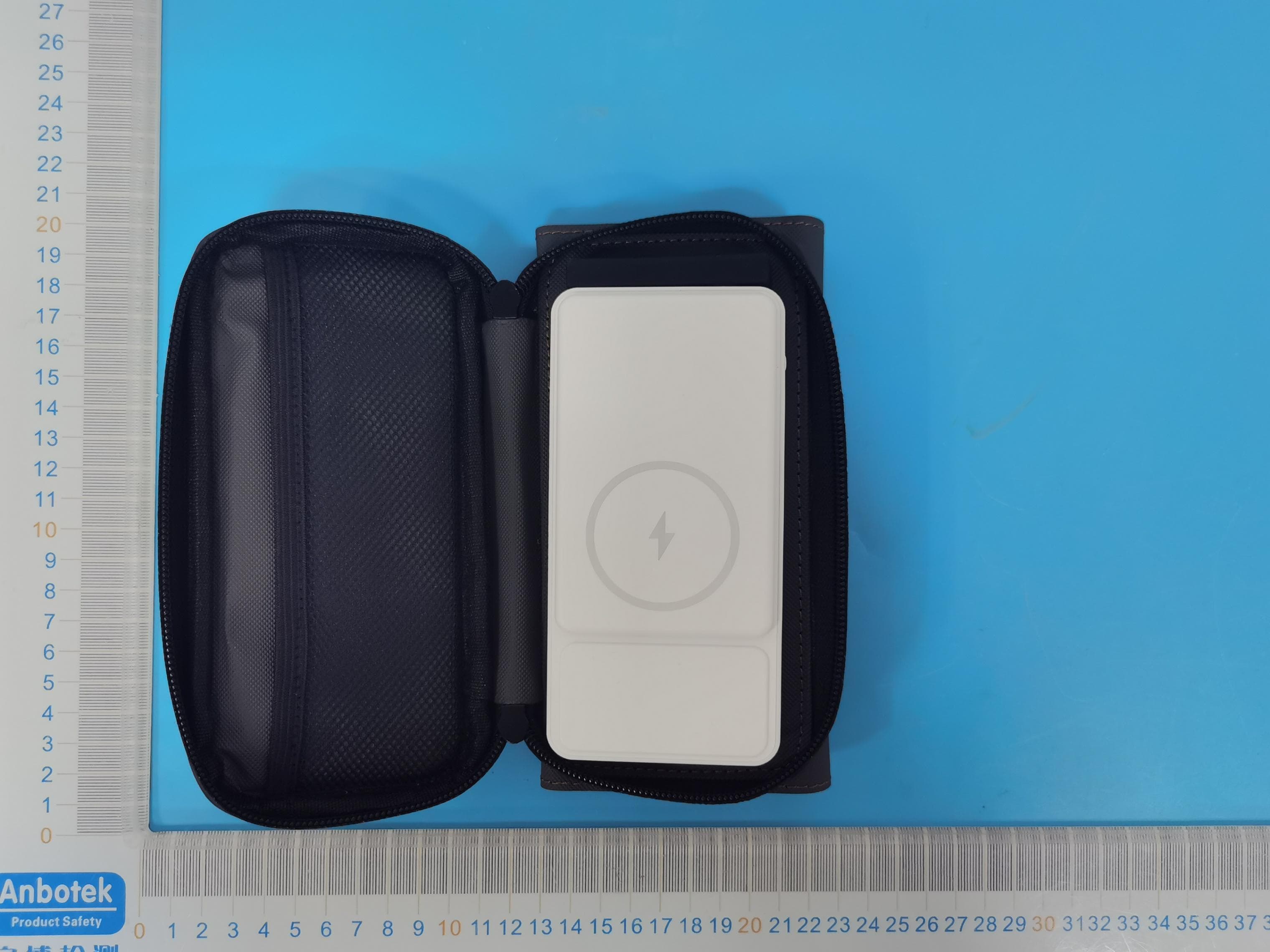 Portable Solarpanel - FCC ID 2AXMQ-SL105-PB105A - Shenzhen iSonteck Co., Ltd. (3)