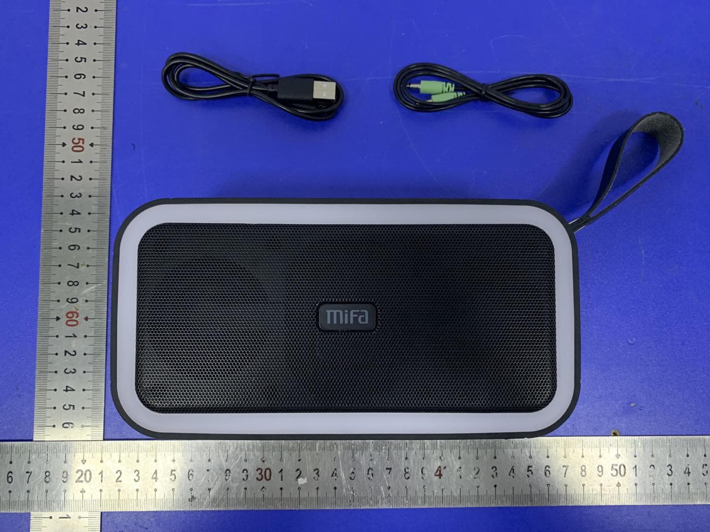 Bluetooth Speaker - FCC ID 2AXOX-F60 - Shenzhen See Me Here Electronic Co.,Ltd