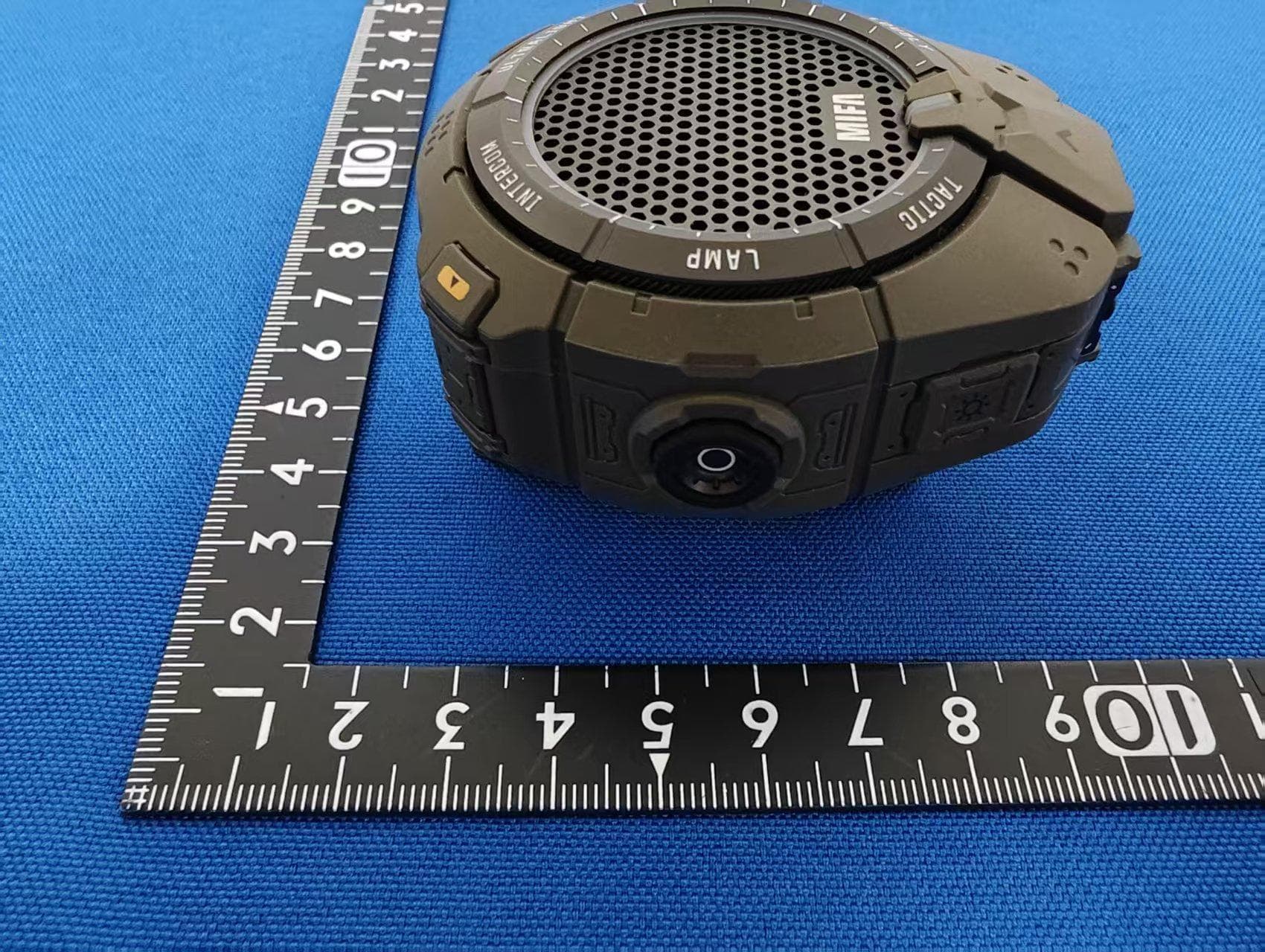 Bluetooth Speaker - FCC ID 2AXOX-S2409 - Shenzhen See Me Here Electronic Co.,Ltd (4)