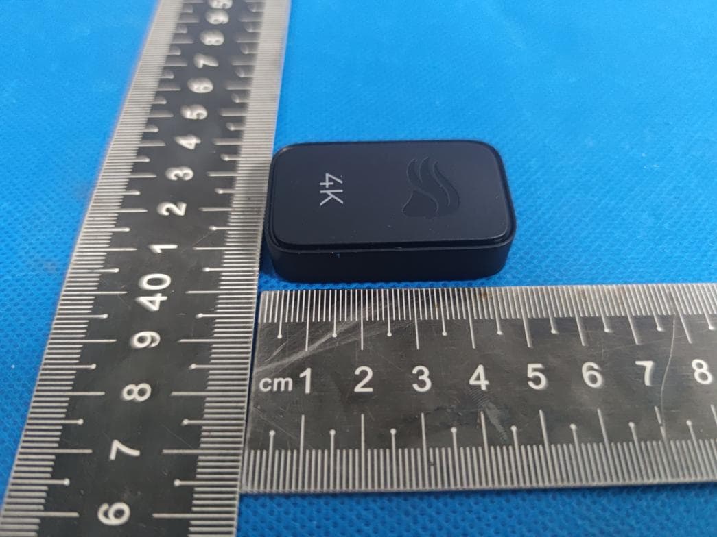 Glorious Wireless Mouse Receiver- Gen 2  PRO4K/8KHz Edition - FCC ID 2AXP2-GPK23 - Glorious LLC (4)