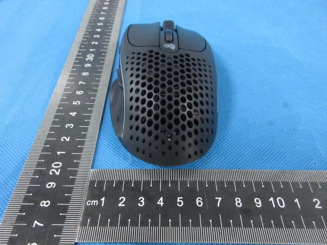 MODEL I 2 WIRELESS - FCC ID 2AXP2-IW22 - Glorious LLC (2)