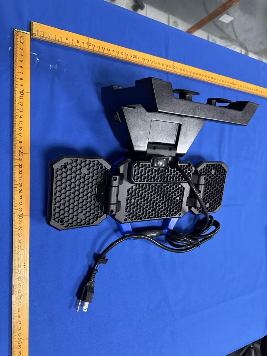 Work Light - FCC ID 2AXPN90-1680-8K - Zhongshan Dottsun Electronic Co., Ltd (4)