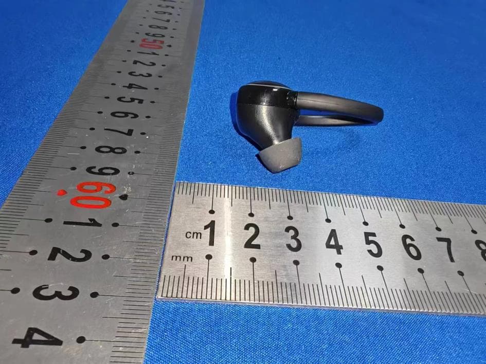 TWS Bluetooth headset - FCC ID 2AXPW-C16 - Shenzhen Moldull Acoustic Technology Co.,Ltd. (2)