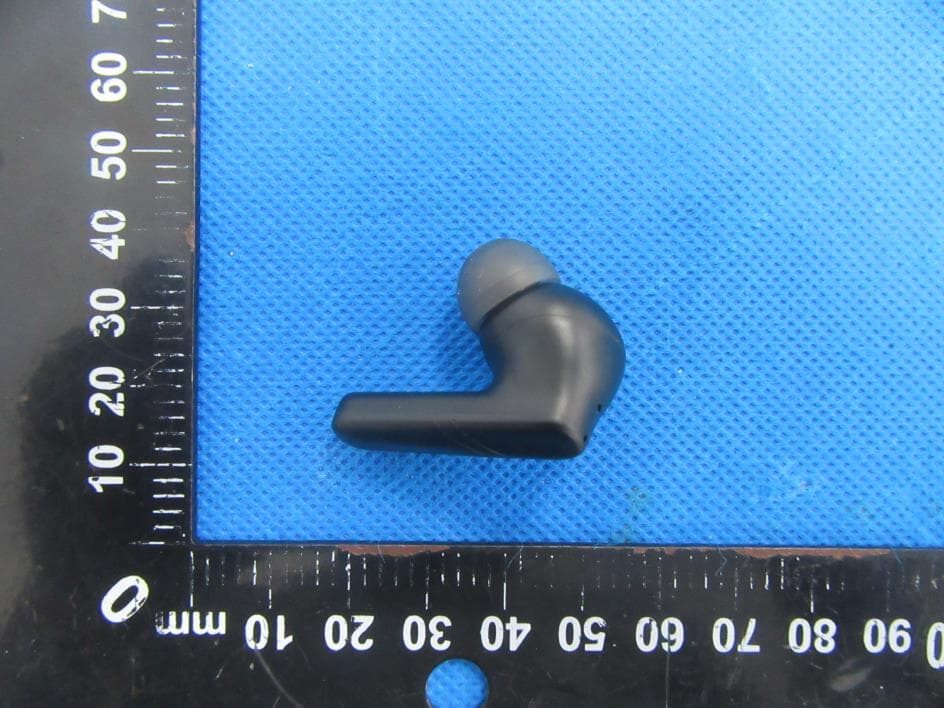 TWS Bluetooth headset - FCC ID 2AXPW-MD037 - Shenzhen Moldull Acoustic Technology Co.,Ltd. (4)