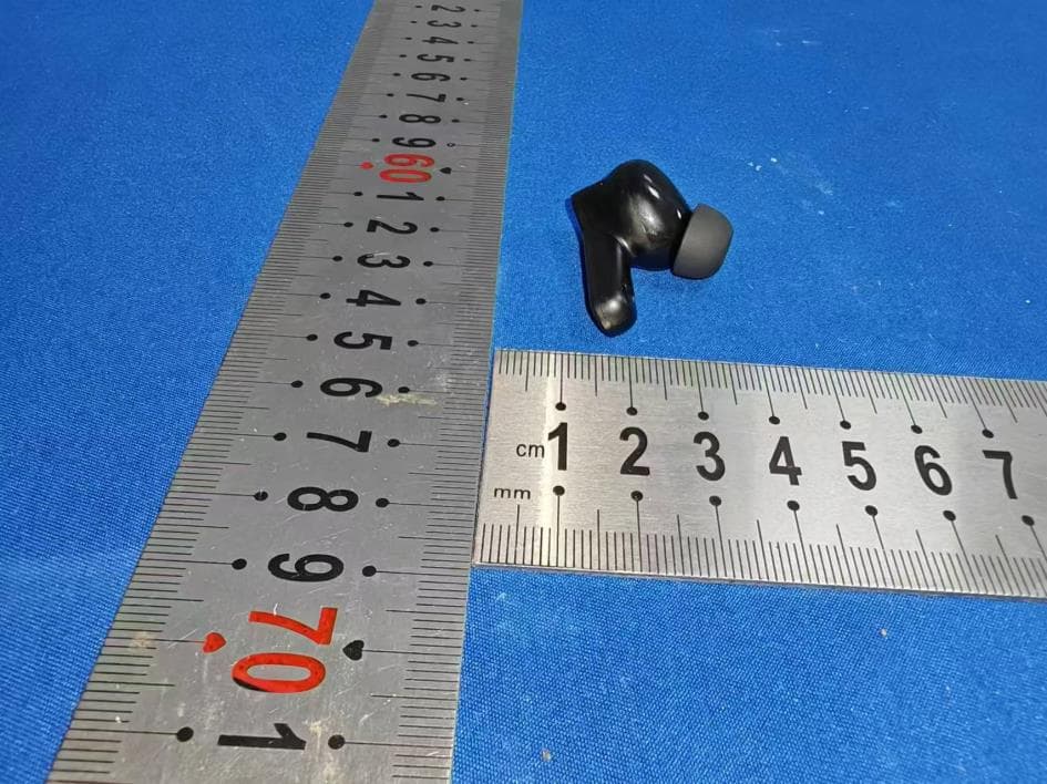 TWS earbuds - FCC ID 2AXPW-MD056 - Shenzhen Moldull Acoustic Technology Co.,Ltd. (5)