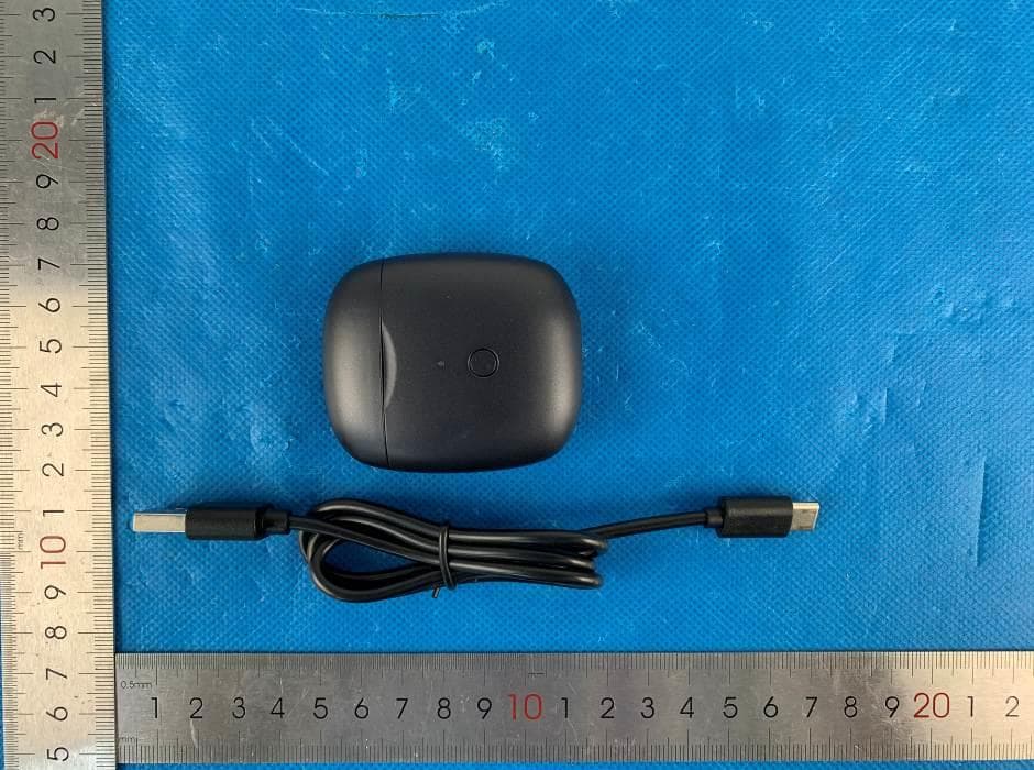 TWS Bluetooth Headset - FCC ID 2AXQK-T10 - shenzhenshishuangsikejiyouxiangongsi (5)
