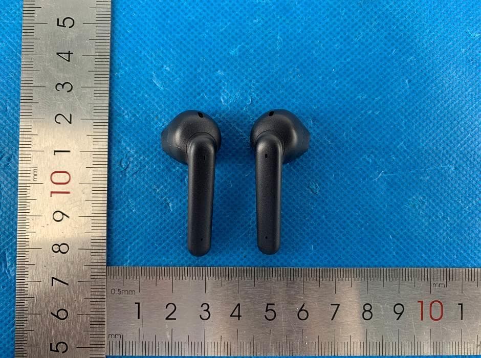 TWS Bluetooth Headset - FCC ID 2AXQK-T10 - shenzhenshishuangsikejiyouxiangongsi (2)