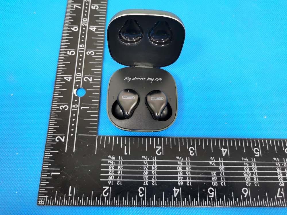 True Wireless Stereo - FCC ID 2AXQK-T20 - shenzhenshishuangsikejiyouxiangongsi (4)