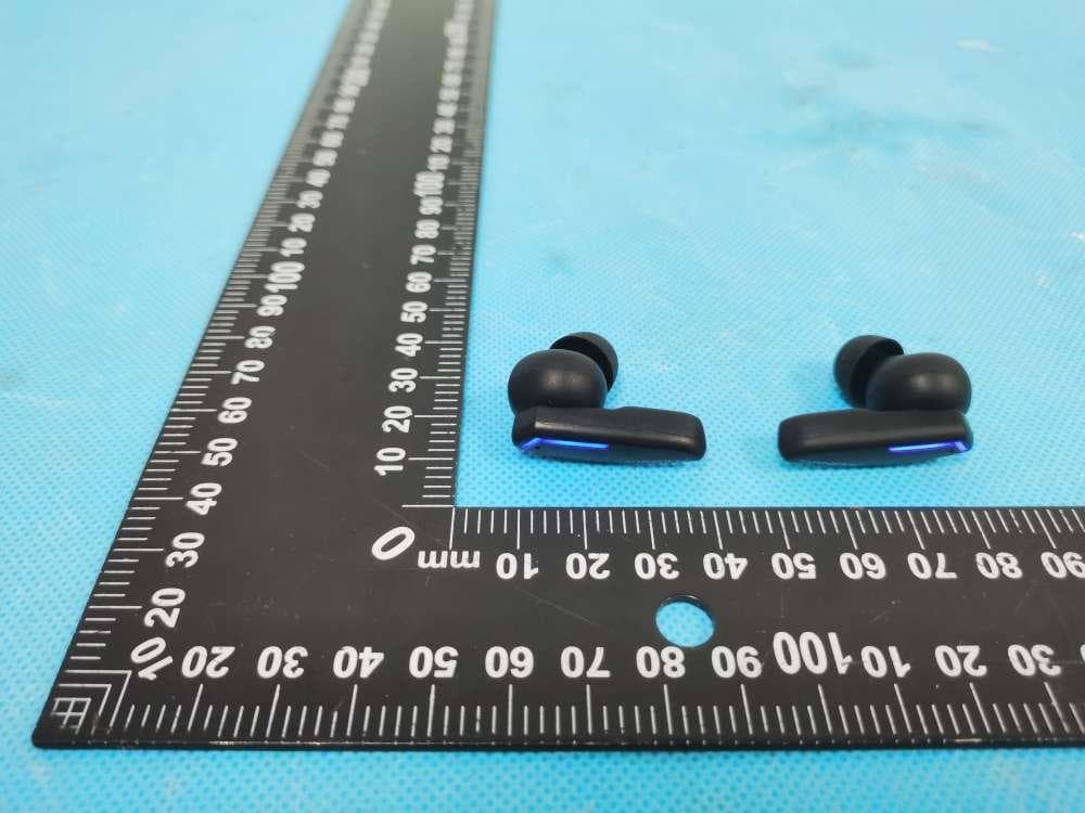 TWS Wireless Earbuds - FCC ID 2AXQO-Q15 - Zhong Tian Ding Sheng (Shenzhen) Industrial Co., Ltd (5)