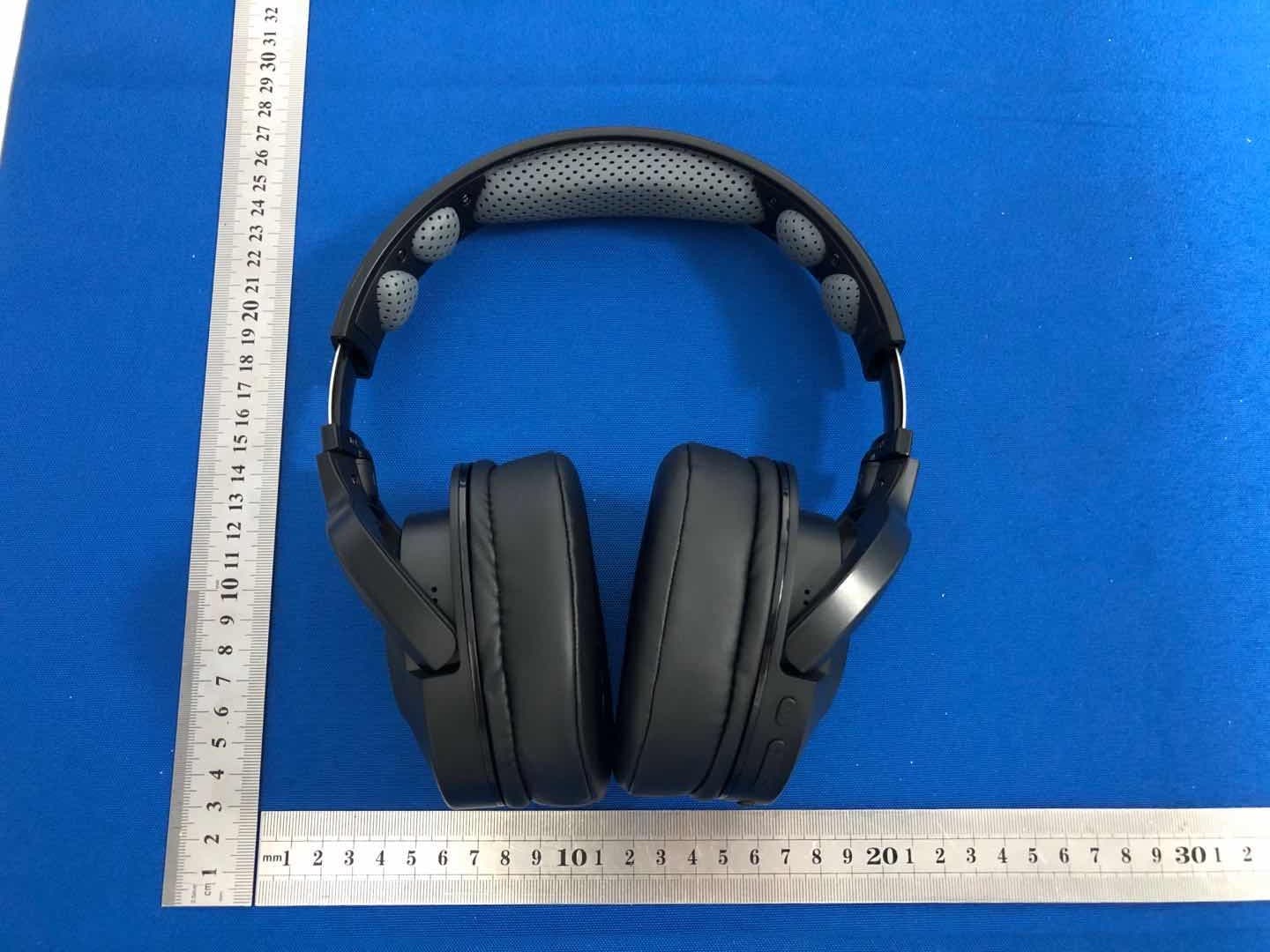 Bluetooth headphone - FCC ID 2AXQO-Q9 - Zhong Tian Ding Sheng (Shenzhen) Industrial Co., Ltd