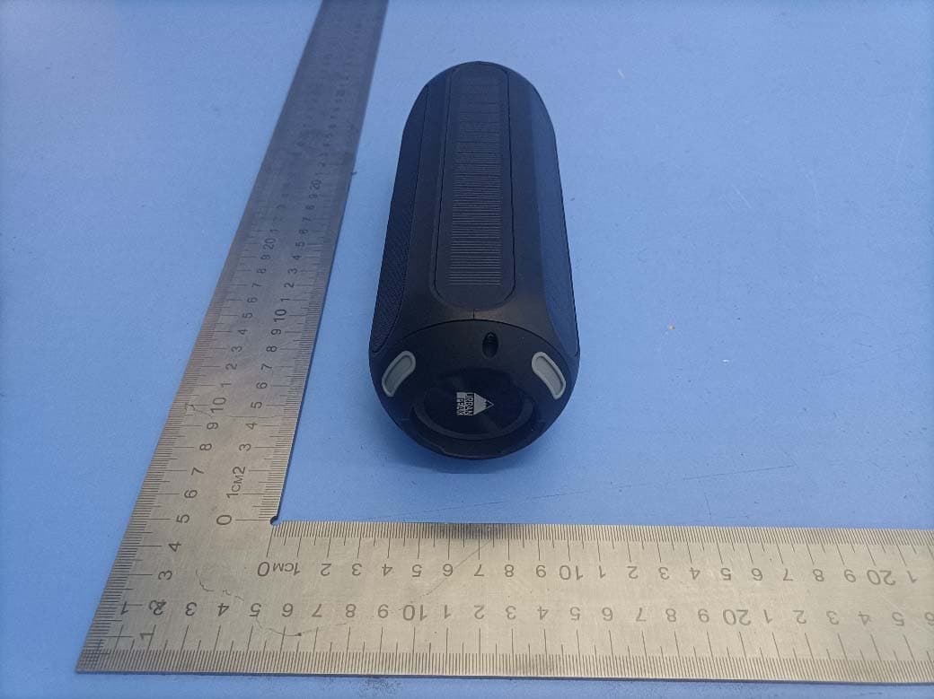 Solar Bluetooth Speaker - FCC ID 2AXR6-EL209 - STARLINE USA INC (3)