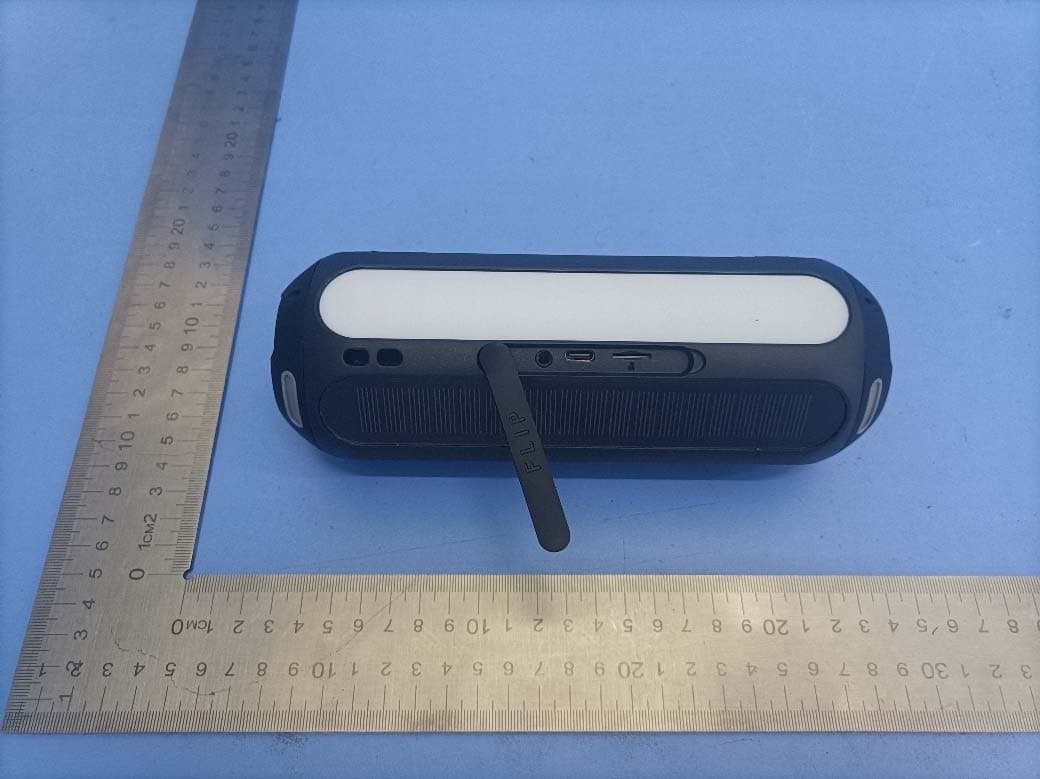 Solar Bluetooth Speaker - FCC ID 2AXR6-EL209 - STARLINE USA INC (2)