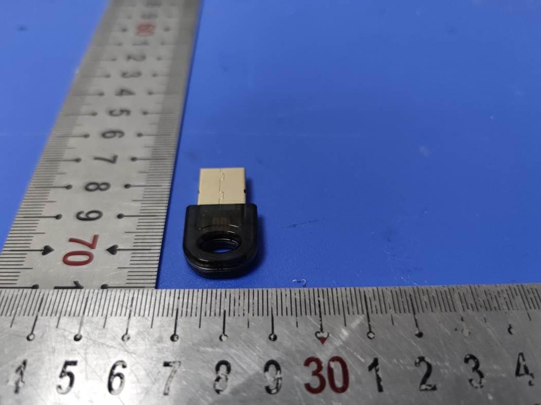 Bluetooth audio receiver - FCC ID 2AXSU-HTV5 - ShenZhen HongTaiDingYe Electronics Co.,ltd (3)