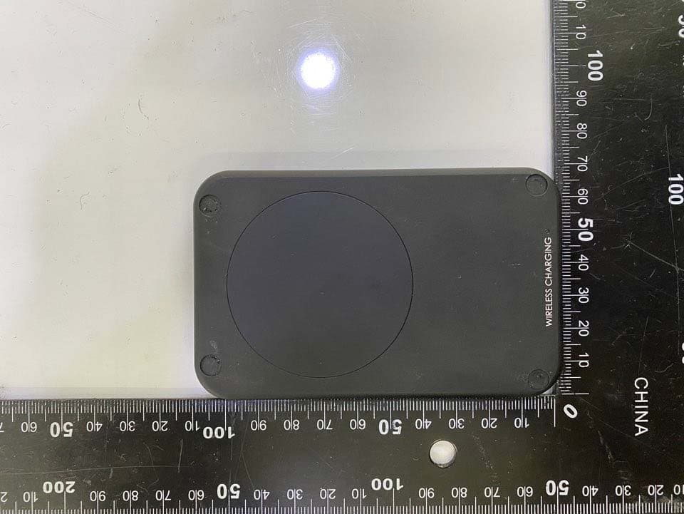 BeraShield Charger - FCC ID 2AXTGBC03AI01 - Smart Guardians Inc. (2)