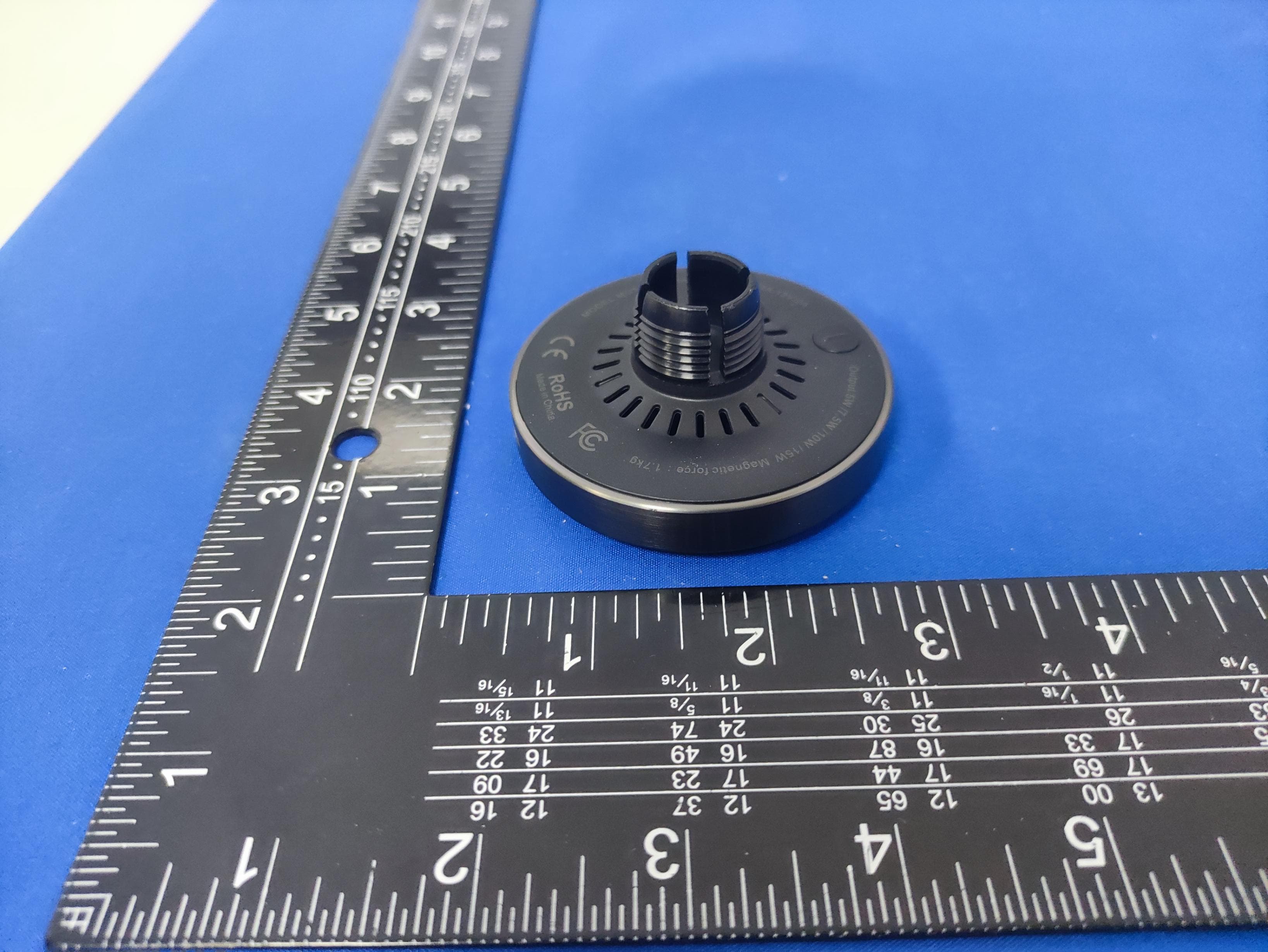 Magnetic Wireless Car Charger Holder - FCC ID 2AXTH-MG10-T - Shenzhen Caibo Technology Co., Ltd. (4)