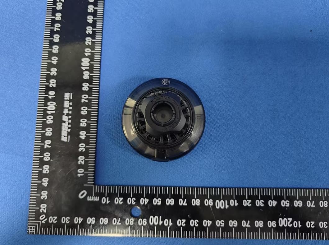 Qi2 25W Magnetic Wireless Car Charger - FCC ID 2AXTH-MG16-2 - Shenzhen Caibo Technology Co., Ltd. (2)