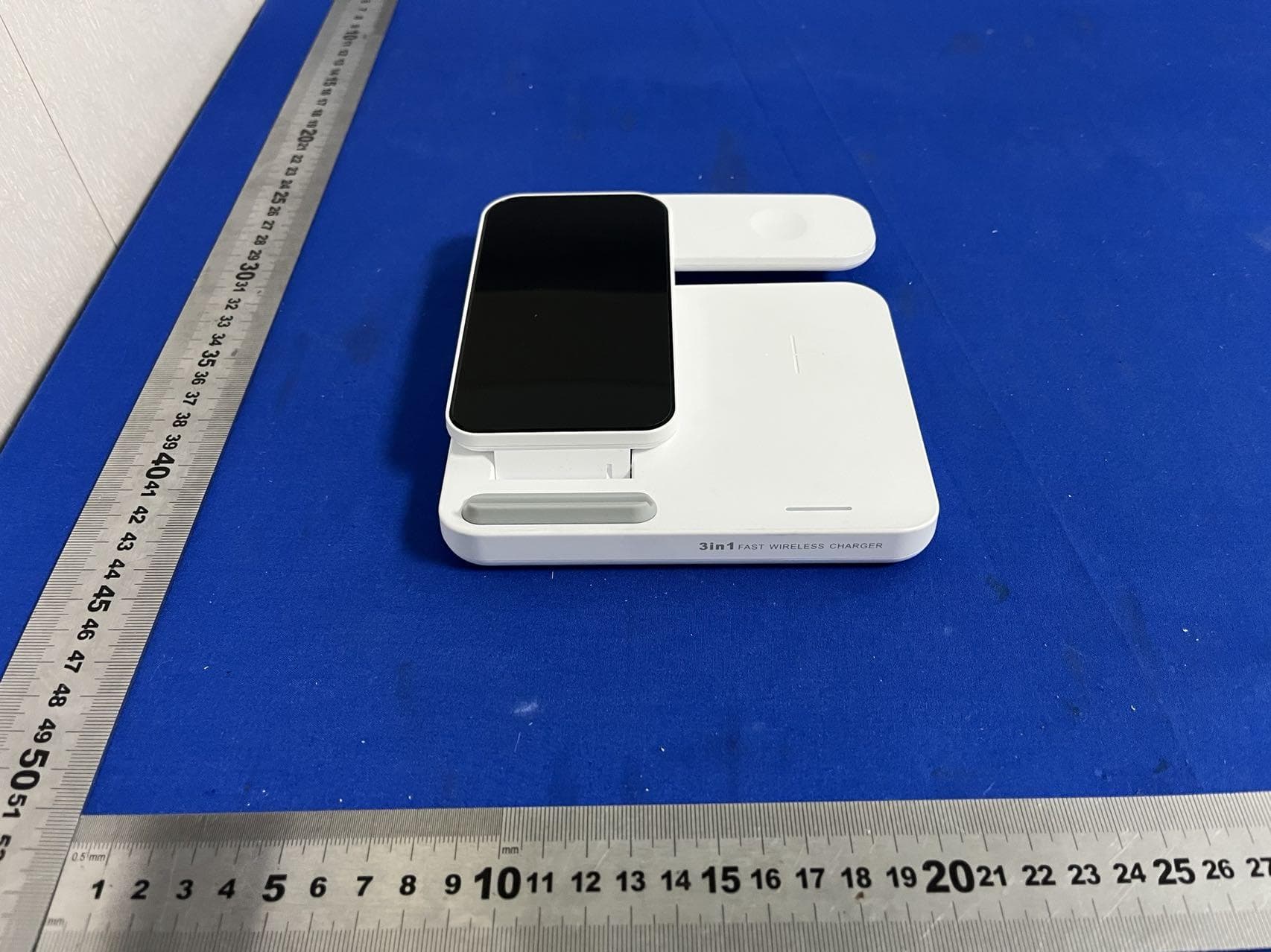 3in1 FAST WIRELESS CHARGER - FCC ID 2AXTH-T5 - Shenzhen Caibo Technology Co., Ltd. (5)