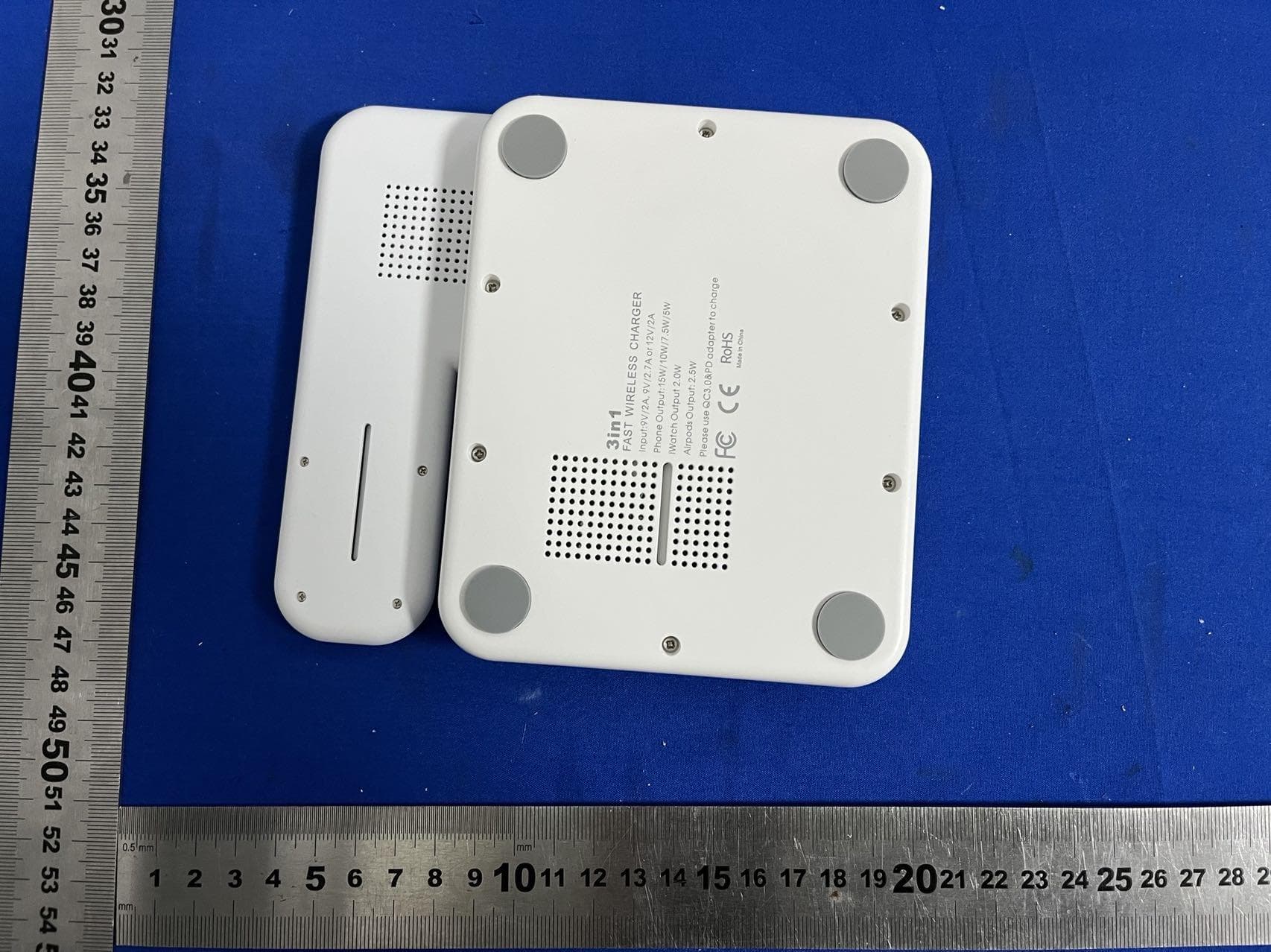 3in1 FAST WIRELESS CHARGER - FCC ID 2AXTH-T5 - Shenzhen Caibo Technology Co., Ltd.