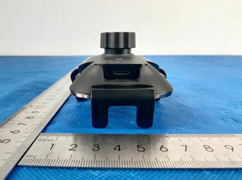 Wireless charger car holder - FCC ID 2AXTH-X7 - Shenzhen Caibo Technology Co., Ltd. (4)