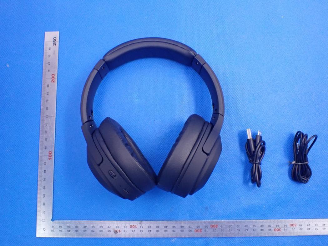 PREM ANC HEADPHONES - FCC ID 2AXUXWIHPANC - MAGNUM BRANDS LTD (2)