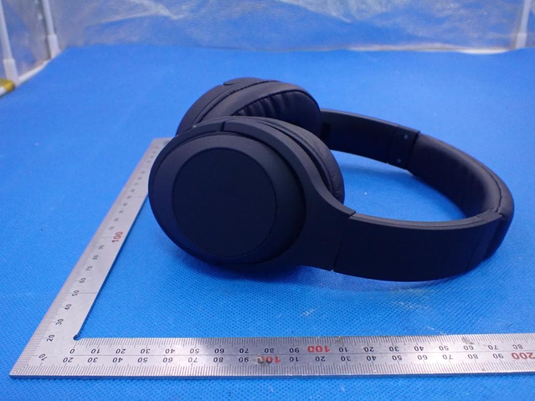 PREM ANC HEADPHONES - FCC ID 2AXUXWIHPANC - MAGNUM BRANDS LTD (4)