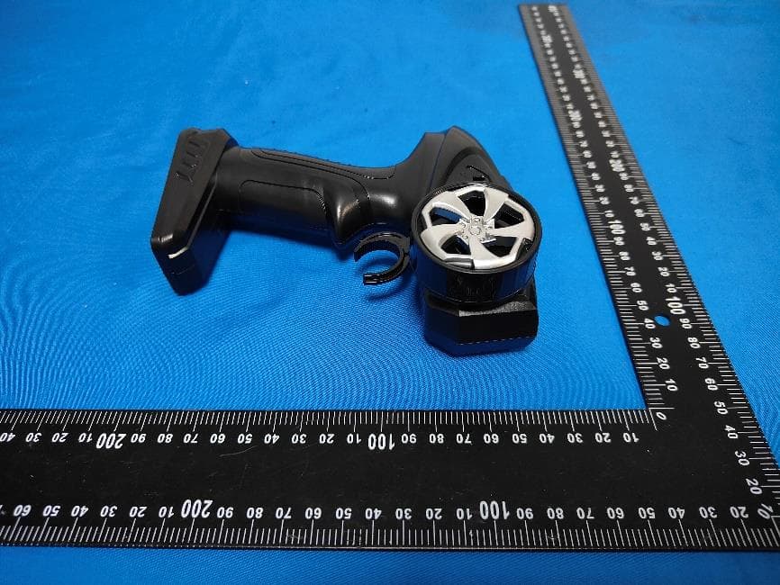 2.4GHz remote control car - FCC ID 2AXV4-G5005R - HONGDI TOYS FACTORY