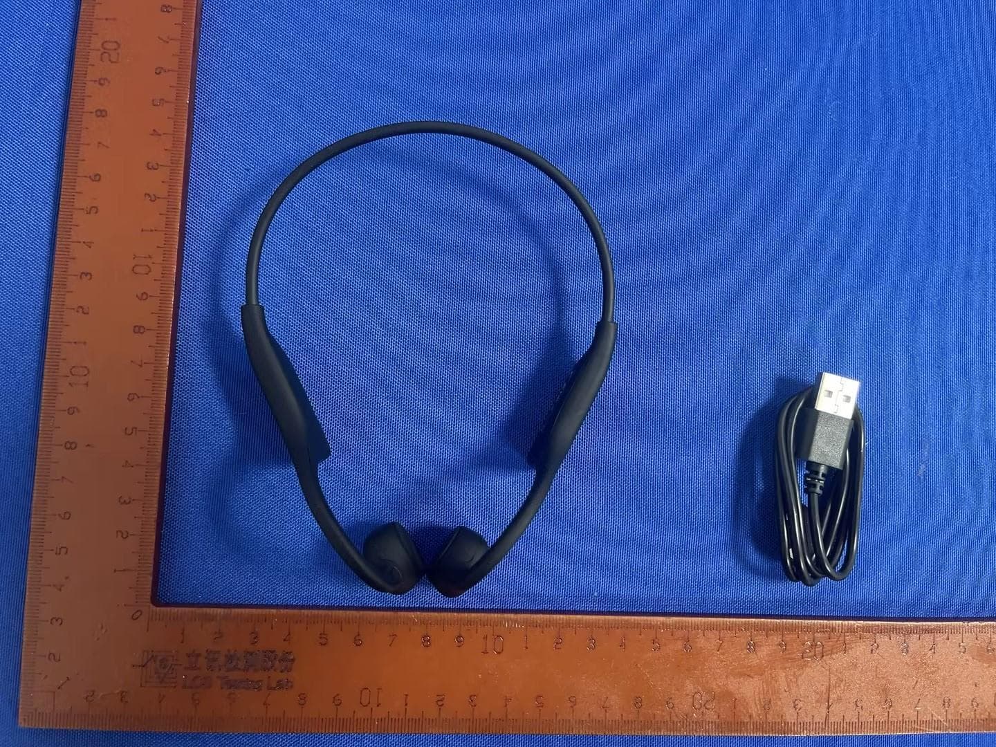 Bone conductive headphones - FCC ID 2AXV7-DG08 - Dongguan Kemi Electronic Technology Co., Ltd